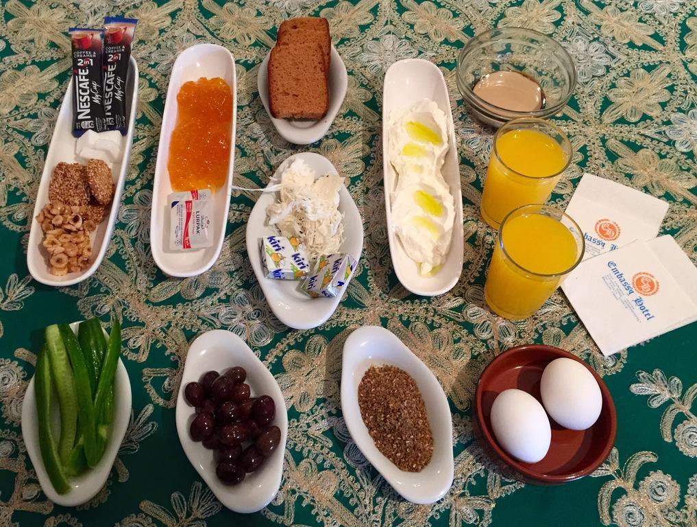 Embassy Hotel Beirut Rum bild